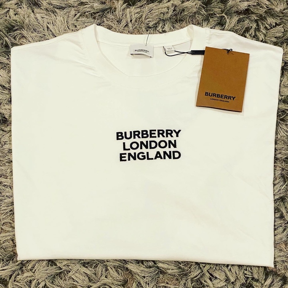 New Men’s Burberry T-Shirt